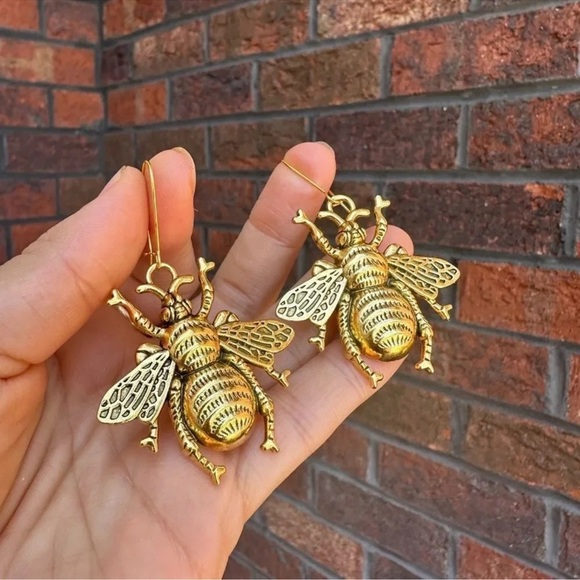 Anthropologie Queen Bee Lucky Gold Earrings - Picture 7 of 13